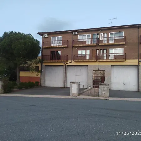 Piso Navas Apartment