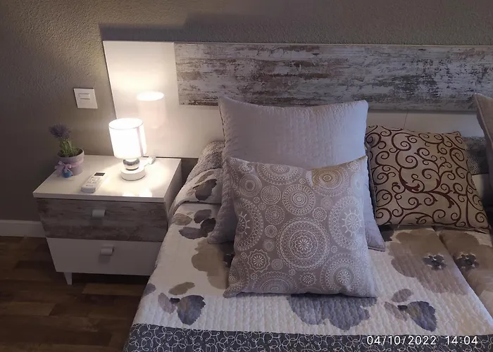 Piso Navas Apartment Navas de San Antonio